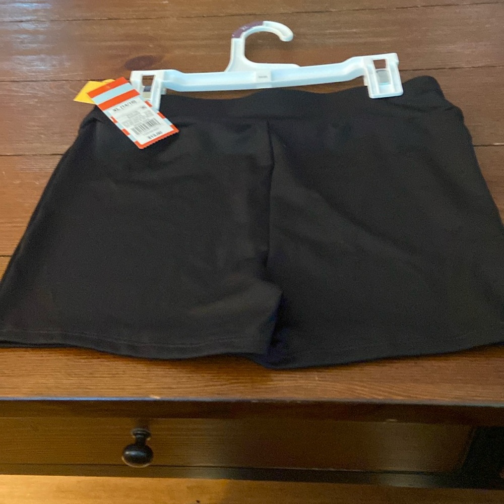 NWT Target/cat & jack girl’s black shorts